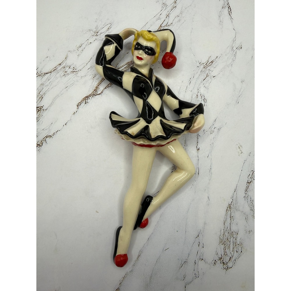 Ceramic Arts Studio Columbine Wall Plaque Harlequin Dancer Black White Red 8"